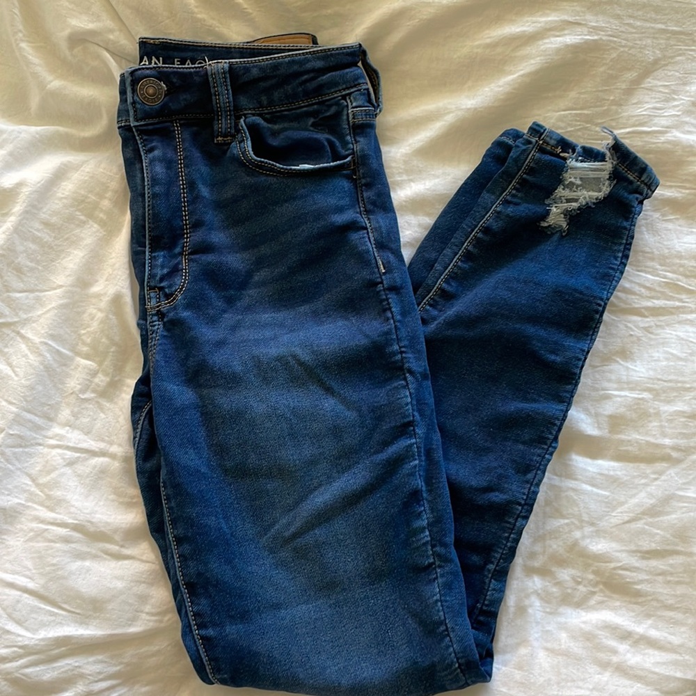 American Eagle Dark Wash Hi-Rise Jeggings with Distressed Cuffs